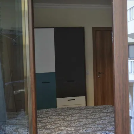 Apartment Aquamarine Burgas